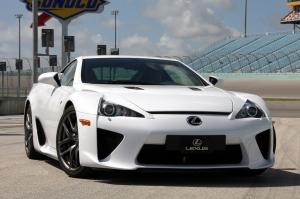 Lexus LF-A 2010 года
